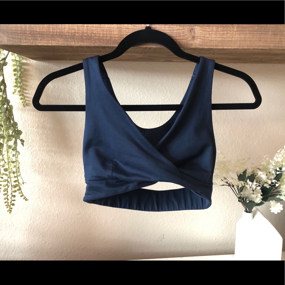 ADORABLE crossed blue sports bra